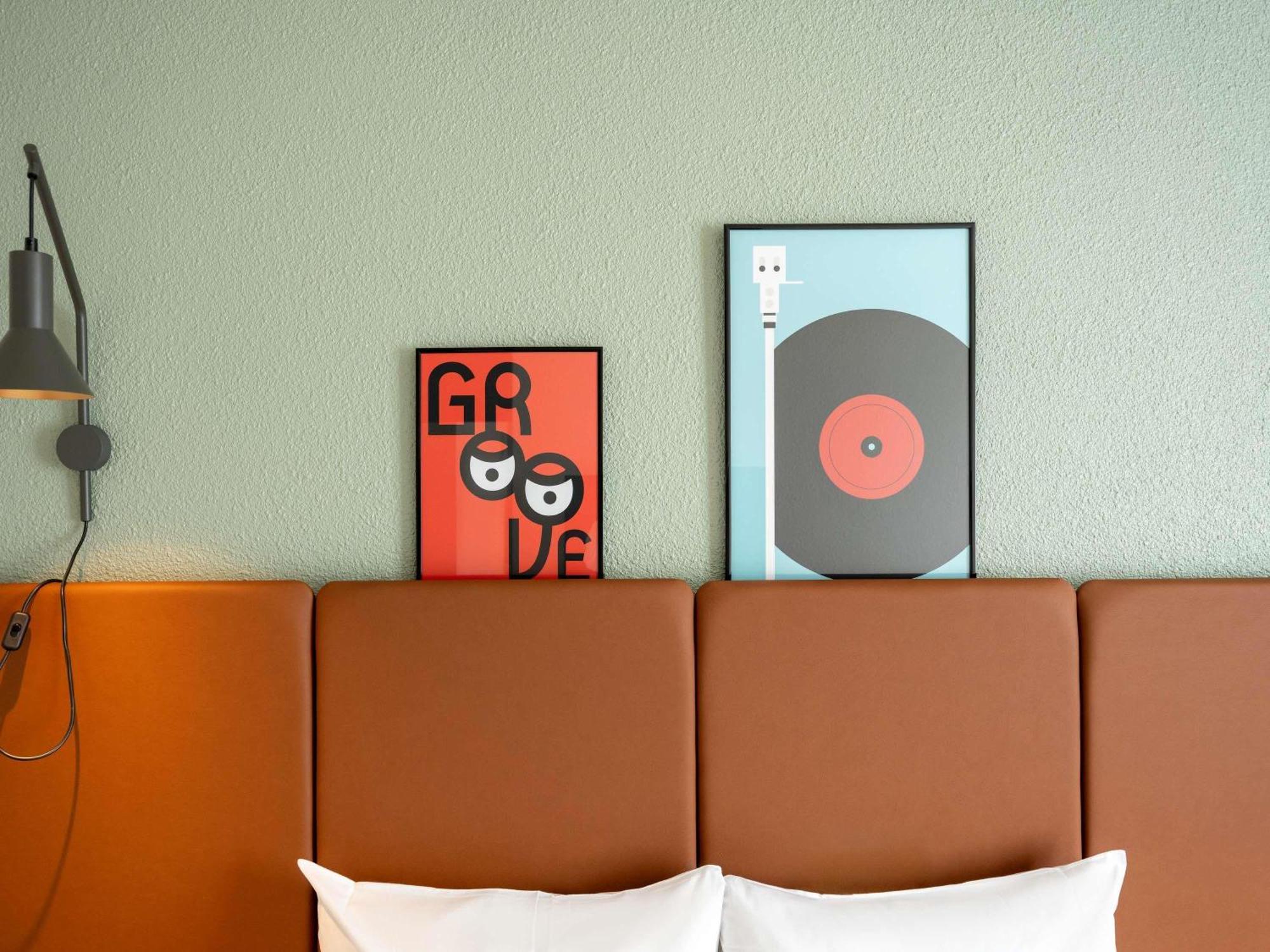 Hotel Ibis Gare De Lyon Ledru Rollin Parigi