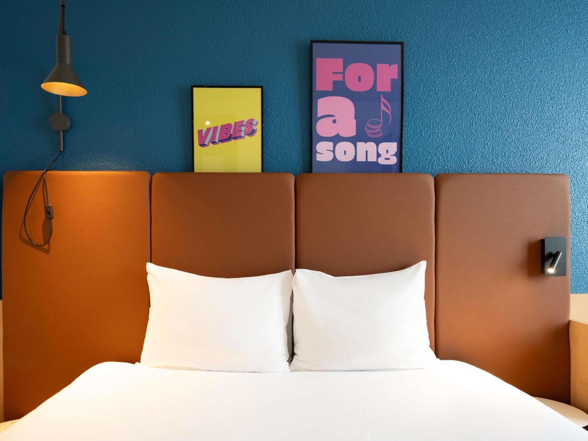 Ibis Gare De Lyon Ledru Rollin Hotel