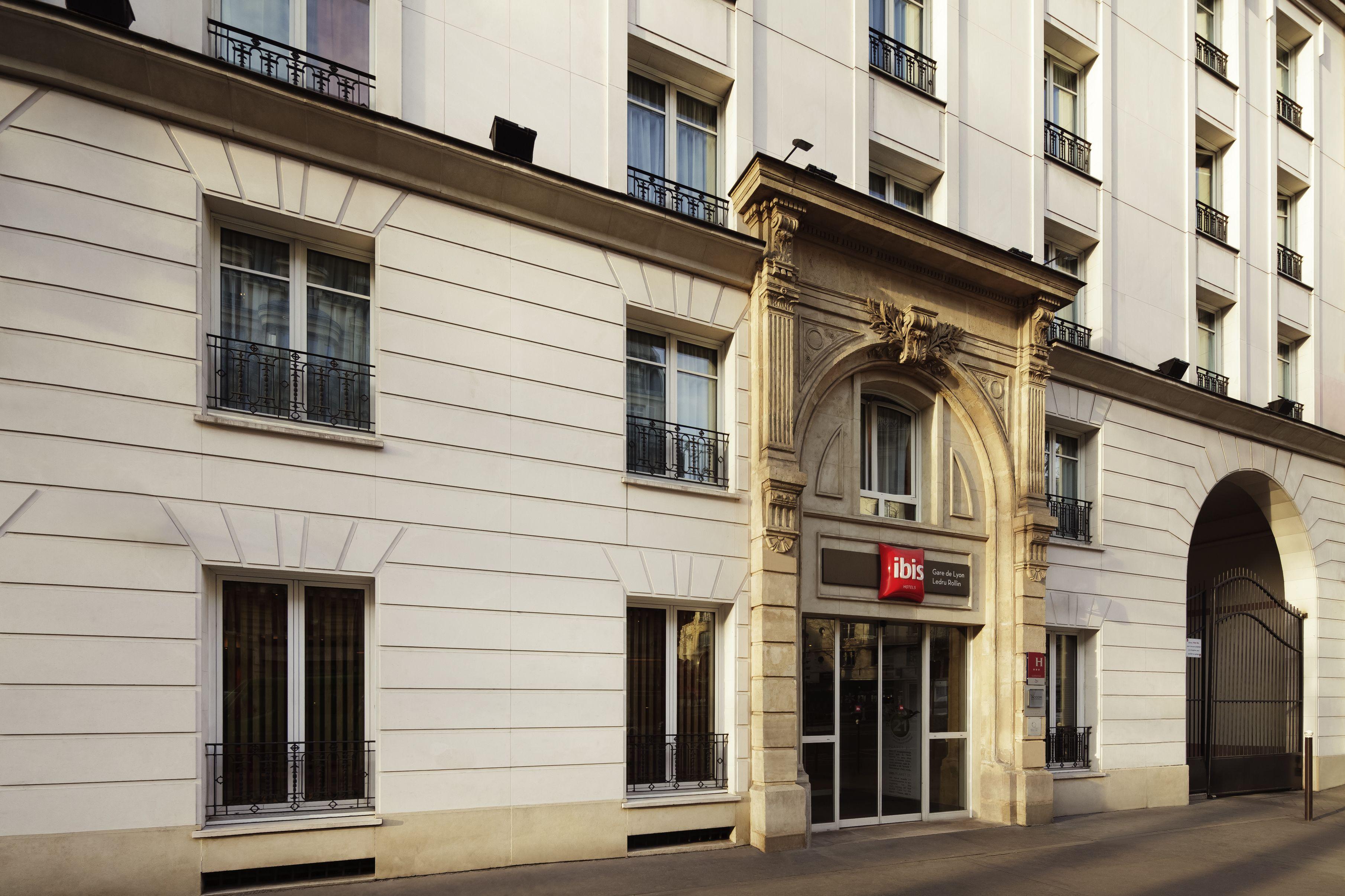 Ibis Gare De Lyon Ledru Rollin Hotel 3*